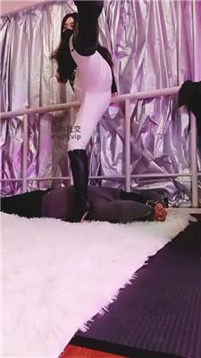 【潘西】高跟长靴S-吊绑暴力虐打【双视角版】 JS250210-22