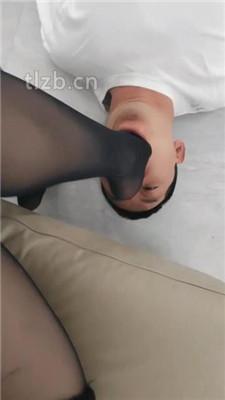 【楚楚】双S-黑丝脚全体重踩踏