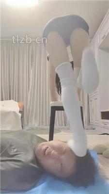 【丫丫】体操女神-全体重跳踩