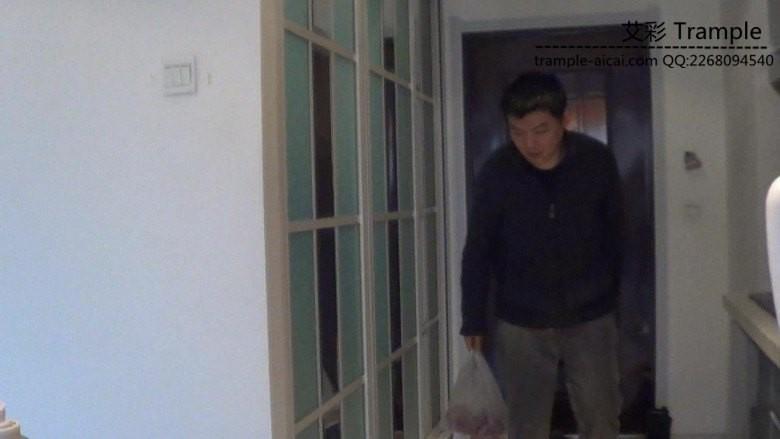 黑冰调教送货的贱狗