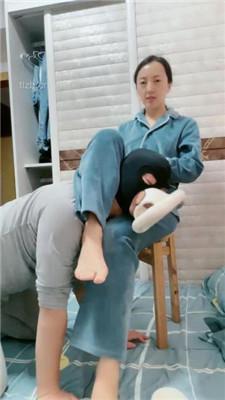 【九蛇大大】脏拖鞋踩狗/腿绞窒息/掐乳