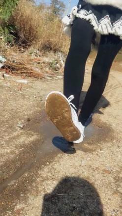 “超级羞辱”傲柔s户外脏鞋踩踏喂食脏食物 “超级羞辱”傲柔s户外脏鞋踩踏喂食脏食物