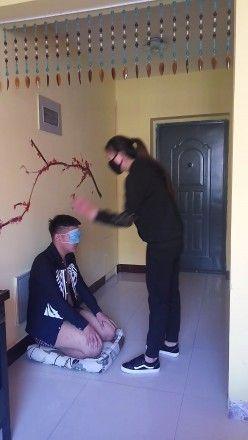 鸽宝原创：耳光惩罚