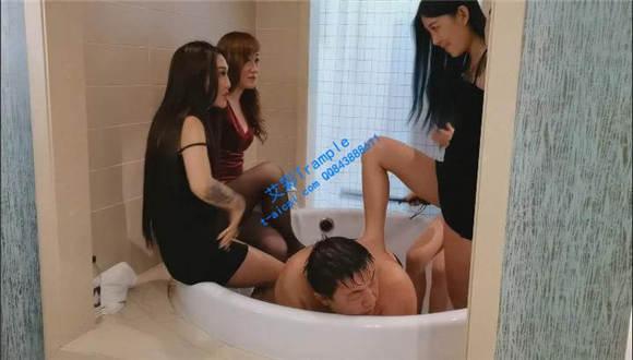 【冷依·冷天使·蝎·美依】四女主浴缸戏耍猪猪 【冷依·冷天使·蝎·美依】四女主浴缸戏耍猪猪