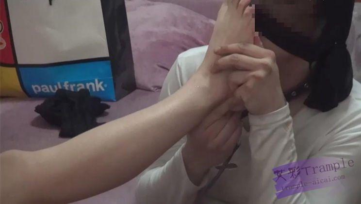 小刚流浪记第3集小刚被遗弃,继续被女教师收留 中集