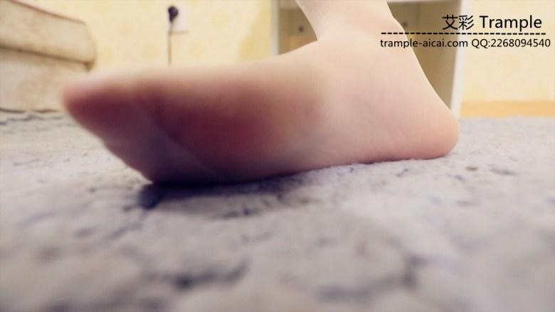 女巨人透明丝袜pov