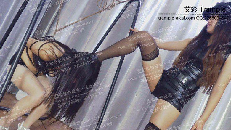 女警捆绑虐奴