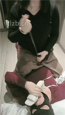 【樊樊】肉丝脚全体重踩踏/闻脏鞋臭袜/骑马骑脖