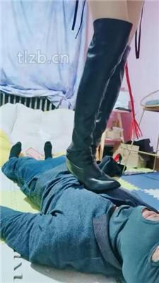 【软糖】骑马爬行/高跟长靴全体重踩踏【完整版】