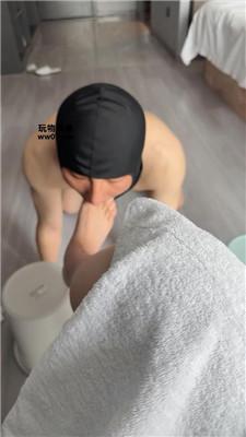 【小图】桌底视角恋足舔-吃白袜 JS250324-10