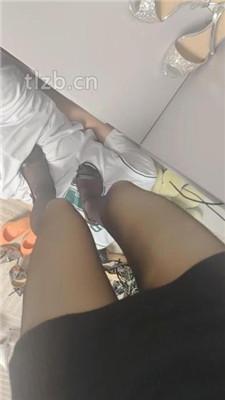 【丫丫】一堆脏鞋子全体重踩踏