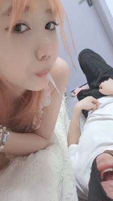 【调教视频】【樱子大人】萝莉学生主-皮鞋白袜辱/喂口水/转胯骑马