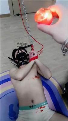 【南月女神】吊绑强制踩踏滴蜡 bf50464