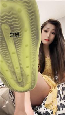 【晨颜】裸足早些贱狗爬来    250503-8