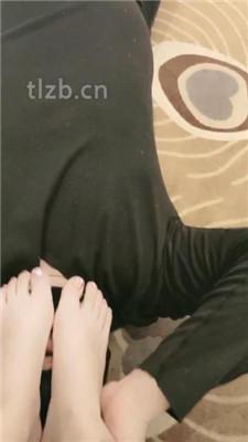 【狐妹】狂舔黑丝裸足/骑脖