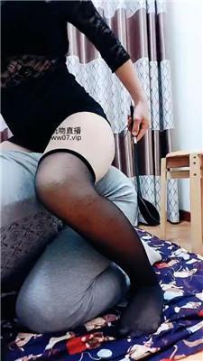 【思纯】性感黑丝美腿虐杀 JS250301-1