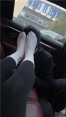 【狗哥】车内调-长靴捂黑丝白袜虐 JS250124-1