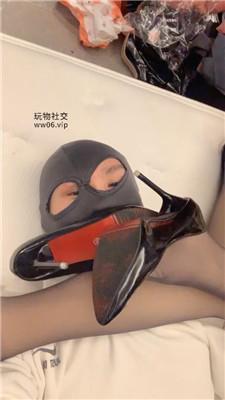 【宝娜】近距离清理脏高跟-骑狗背 JS250211-15