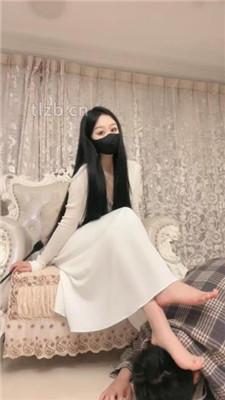 【桃幼幼】白富美公主-高跟美腿踩虐/插嘴