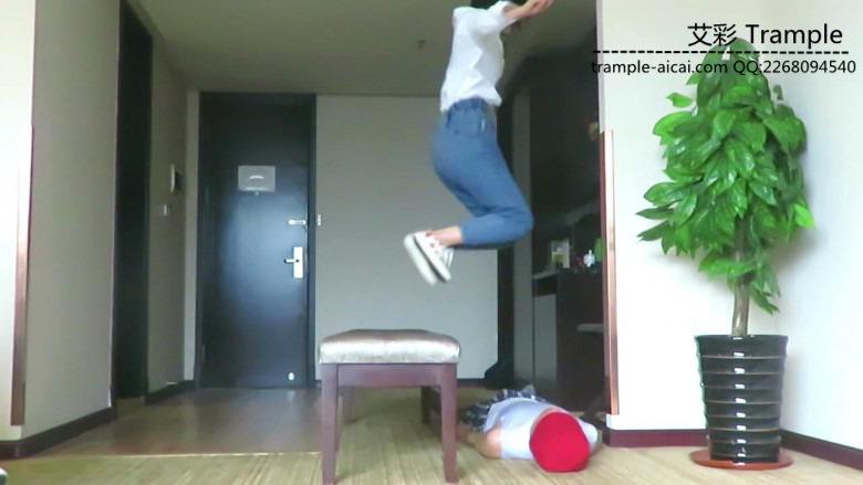 【院校合作7小主】长凳蹦跳踩踏肋骨损伤！