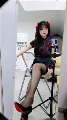 【成都柒柒】黑丝羞辱灯    250117-9