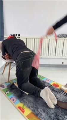 【鹿S】内裤套头黑丝踩虐-sp bf52502