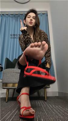 【欣妍】严厉粗口    250305-21