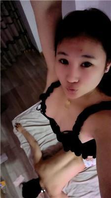 【高兴儿】用脚诱导绿帽男友做奴【上】 JS250121-24