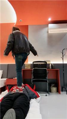 【莹莹】AJ脏鞋白袜踩踏地毯M JS250221-8