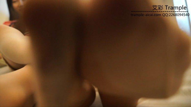 歆玥s洛芸s恋足羞辱第一视角