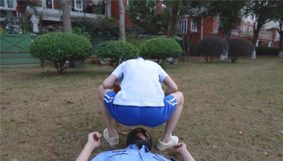 〖H.P.L栖心之栈〗—小太妹欺凌校园保安