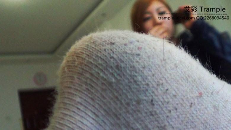 黑冰臭条纹袜子虐奴