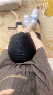 【领主】腿绞窒息/耐克鞋白袜虐 bf50483