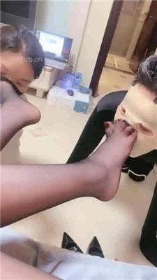 【高傲】情侣奴-遛狗爬楼梯/转胯/强迫圣水