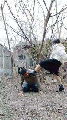 【沐颜】户外调-短靴玩虐惩罚跟踪狂【双视角版】 JS250104-52