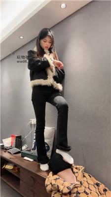 【狗哥】小白鞋白袜踩虐/转胯鞭打/坐脸窒息 bf49037