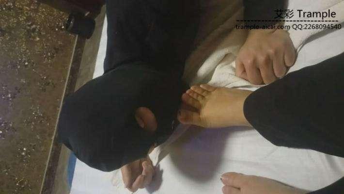 陌陌上认识的足浴店女技师的初次调教