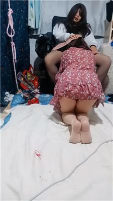 【伪娘和人妻】蓬头垢面的狗喝圣水 JS250120-4