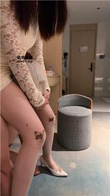 【白白】转胯狗爬-舔高跟脏鞋 bf53132