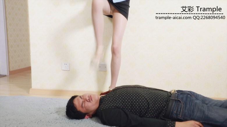 疯狂剁脸第一部