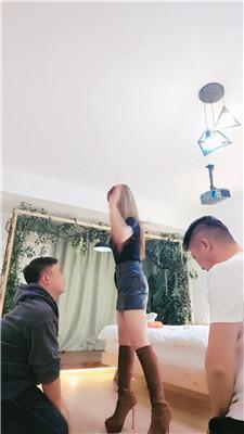 【淡颜】兄弟奴-高跟长靴踩踏/狠抽耳光 JS250124-4