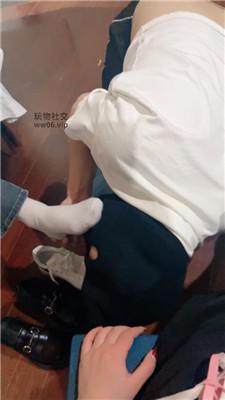 【小凤梨】双S-强迫男友舔闺蜜的鞋袜 bf50165