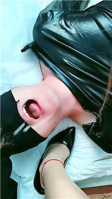 【琦琦】品尝技师的高跟玉足 JS250219-46