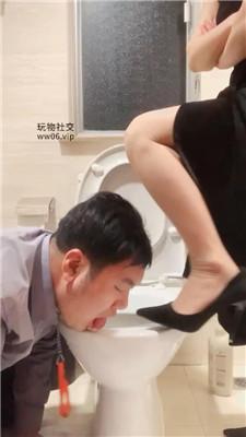 【绯闻王妃】狗链遛狗/抽耳光/揪耳朵/头压马桶【双视角版】JS250117-31