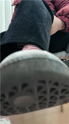 【是拽拽唉】废物秒设    250130-23