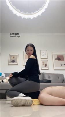 【七月大大】瑜伽女神S-脏鞋白袜踩虐踢踹 bf50739