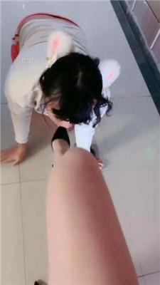 【桃子老师】楼道公开遛狗处刑