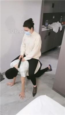 【朱迪】双S-姐妹花下班回家虐继父【双视角版】