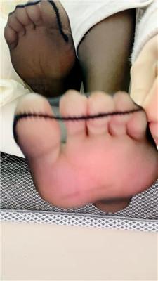 【女神mio】黑丝足你    250220-13