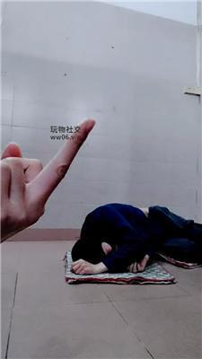 【Nubias】小白鞋踢踹-鞭打耳光  JS250320-4